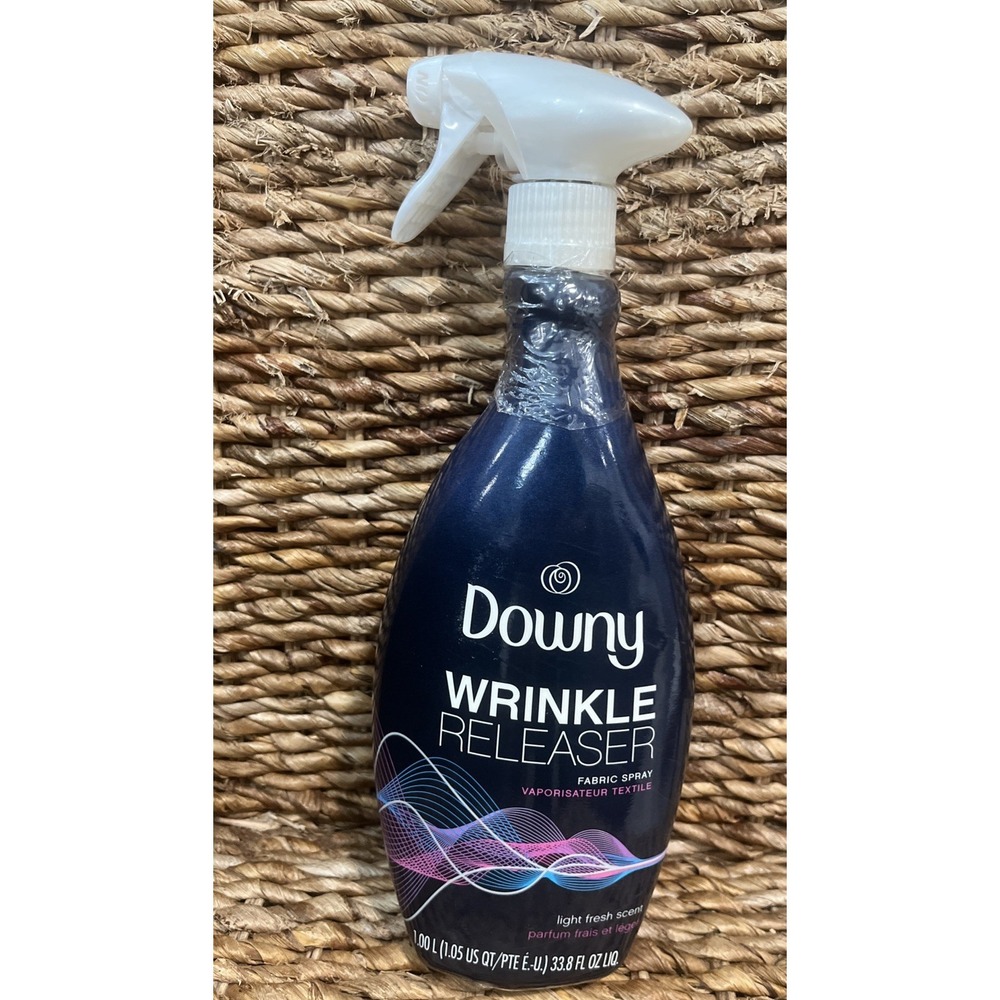 Downy Wrinkle Releaser Fabric Spray Light‎ Fresh Scent Clothes 33.8 Fl Oz NEW
